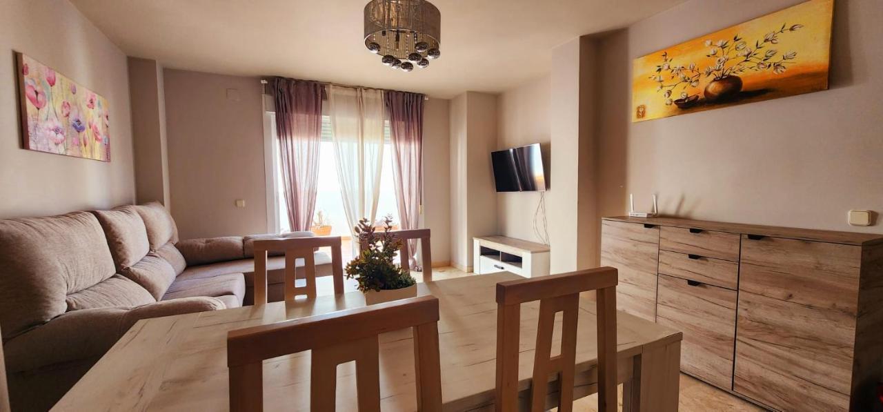 Bajo Con Jardin Deluxe Apartman Benahavís Kültér fotó